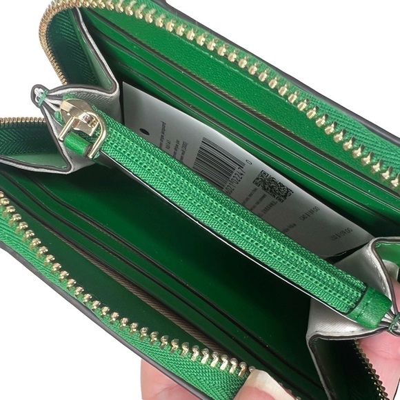 Kate Spade Traveler Canteen Crossbody Bag Green Even Stripe Jacquard K6119 KS141 - Picture 16 of 16